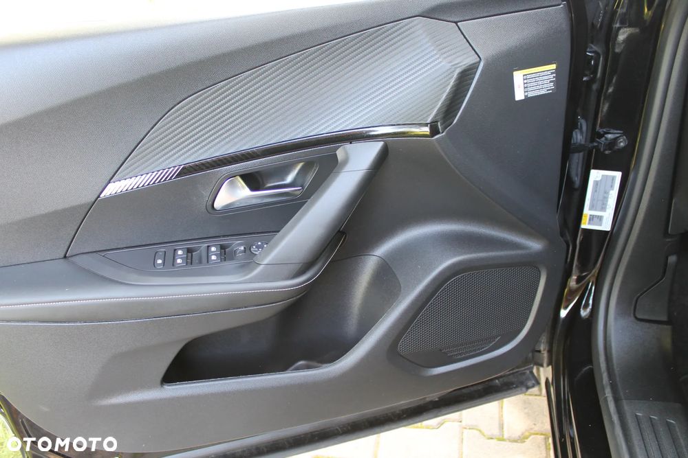 Peugeot 2008 PureTech 100 Stop&Start Allure - 19