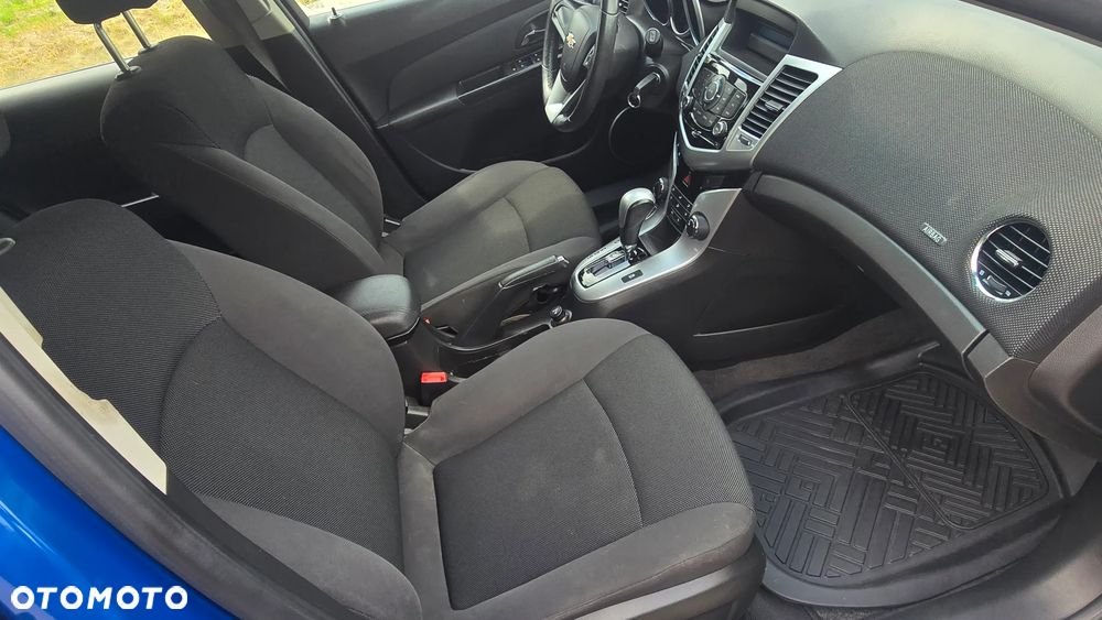 Chevrolet Cruze 1.6 LT+ - 16