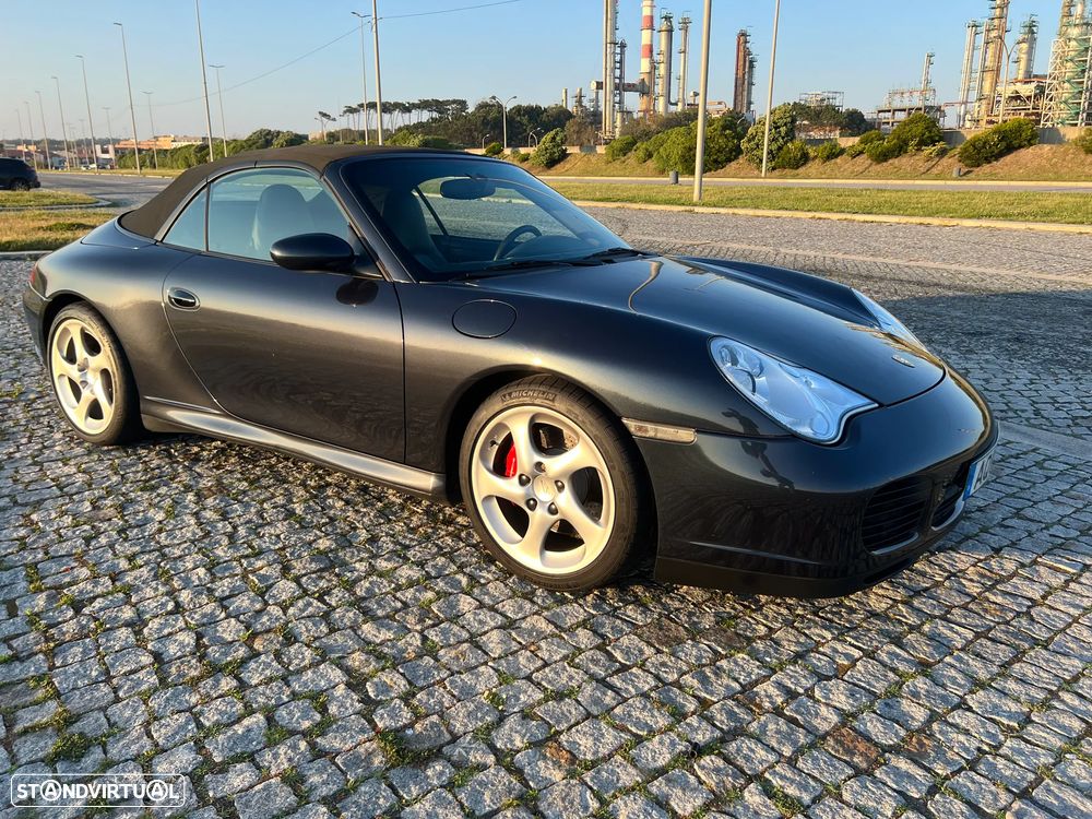 Porsche 911 (996) Carrera 4S Cabrio - 1