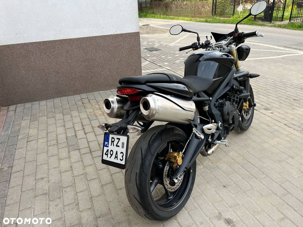 Triumph Street Triple - 26