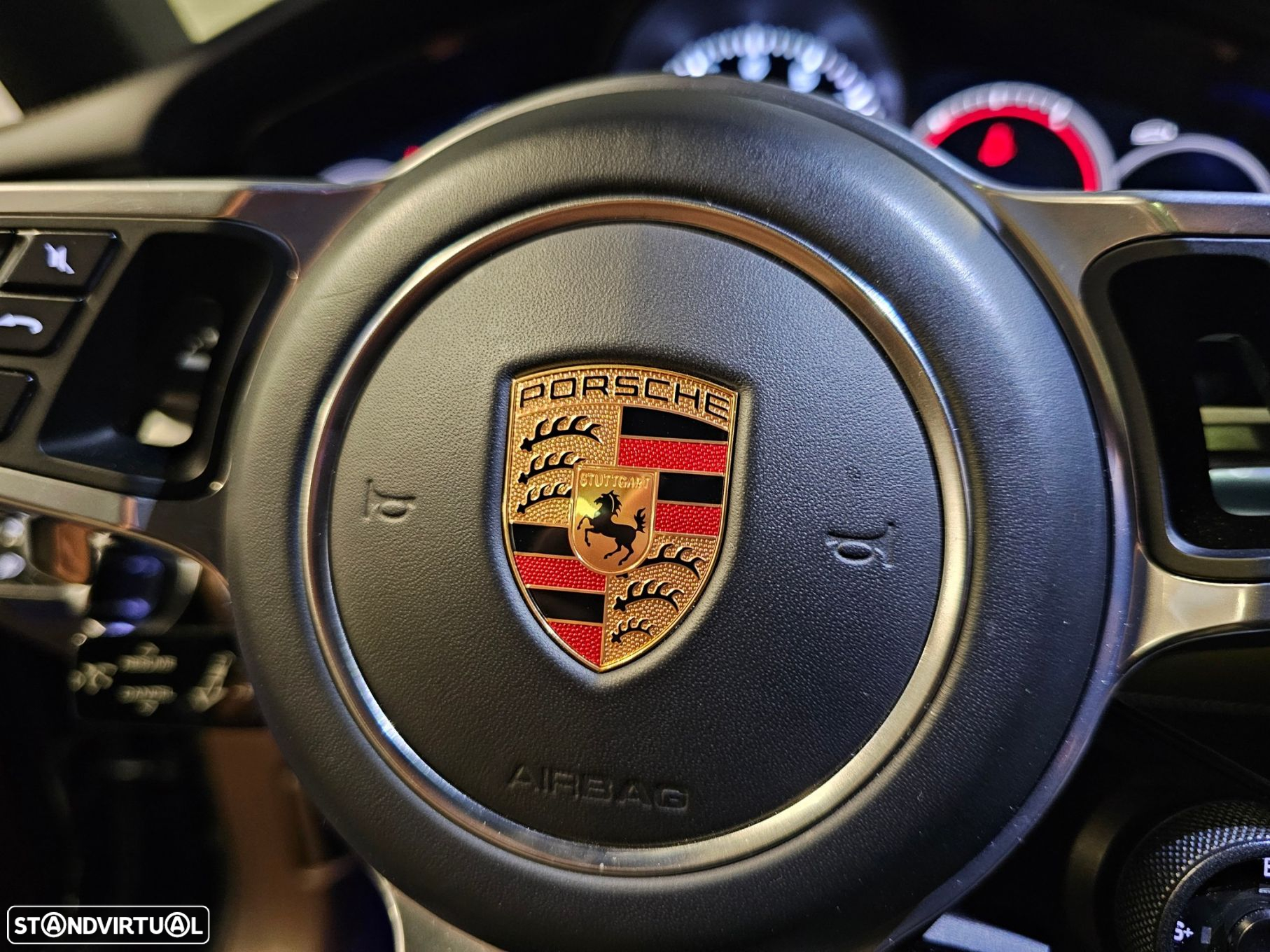 Porsche Panamera 4 E-Hybrid Platinum Edition - 29