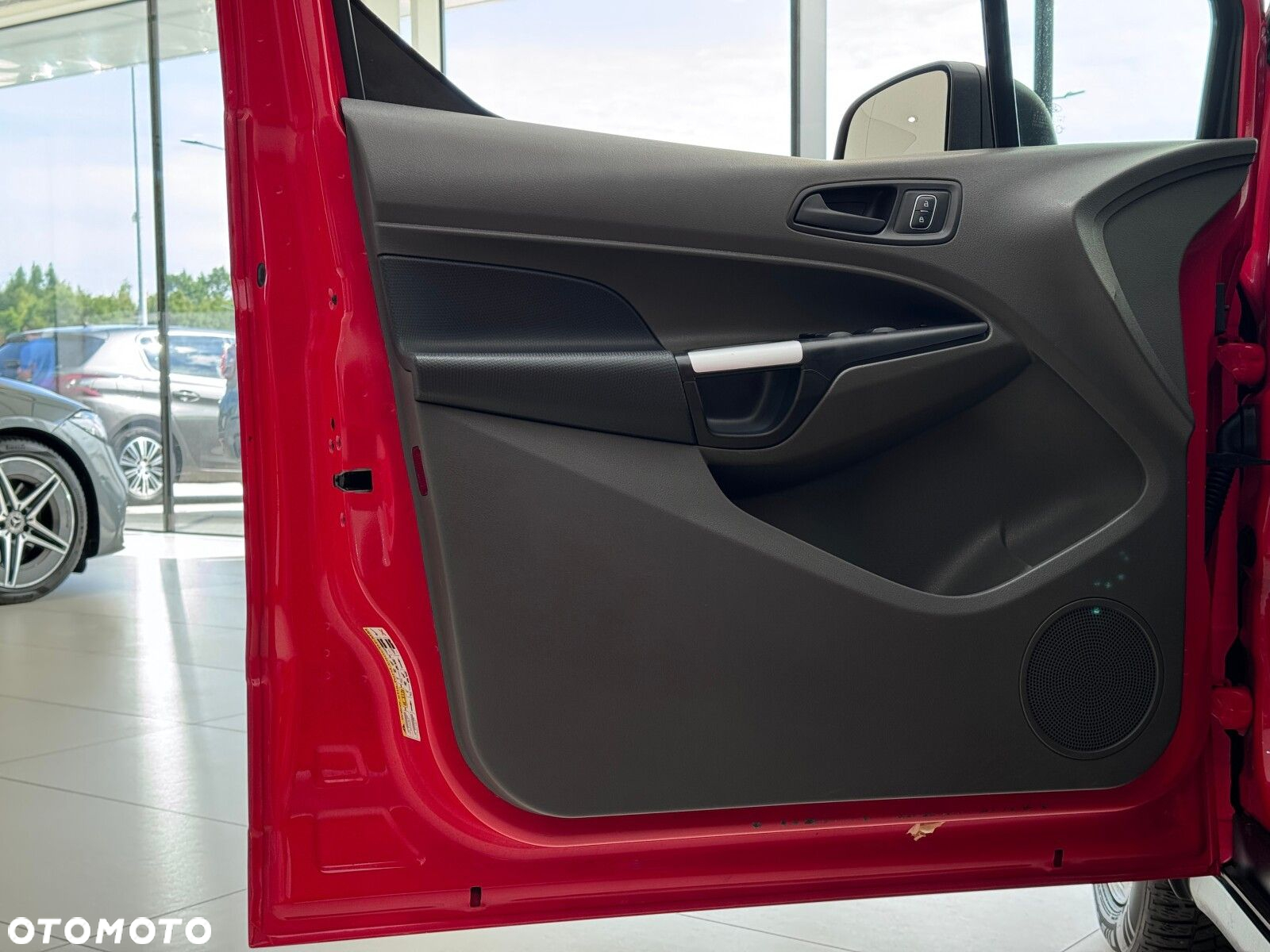 Ford Transit Connect - 12
