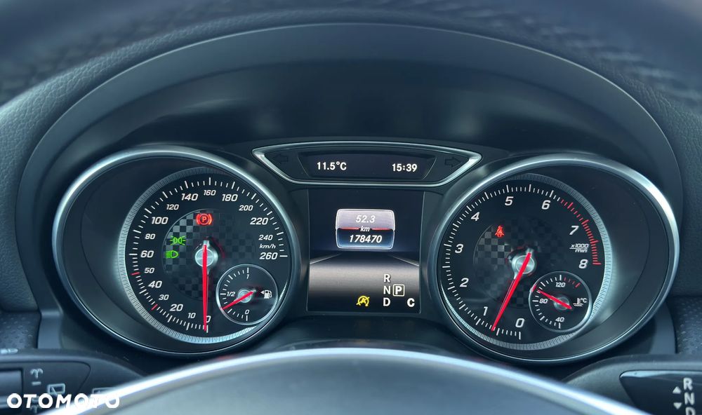 Mercedes-Benz Klasa A 250 4Matic 7G-DCT AMG Line - 18