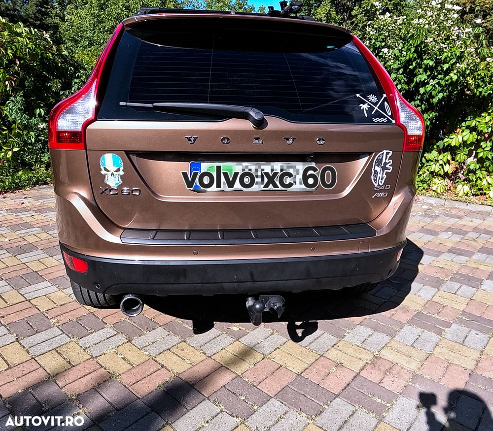 Volvo XC 60 2.4D AWD - 36