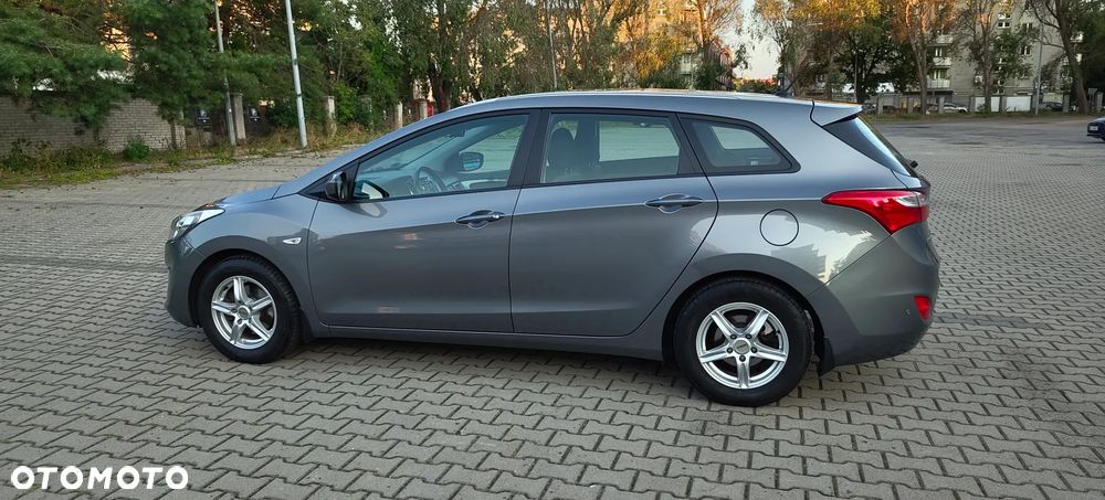 Hyundai i30 1.6 Comfort - 9