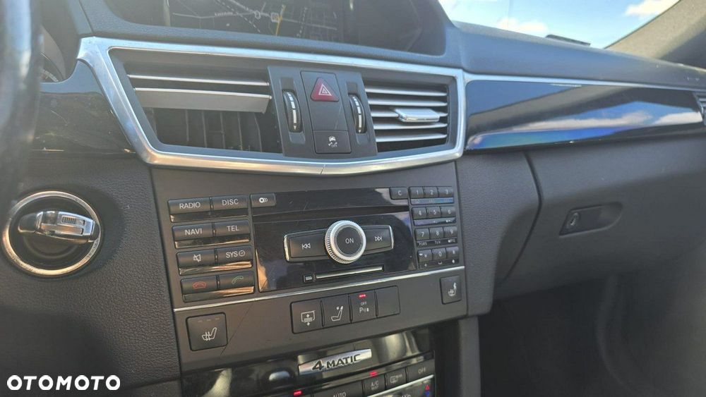 Mercedes-Benz Klasa E - 12