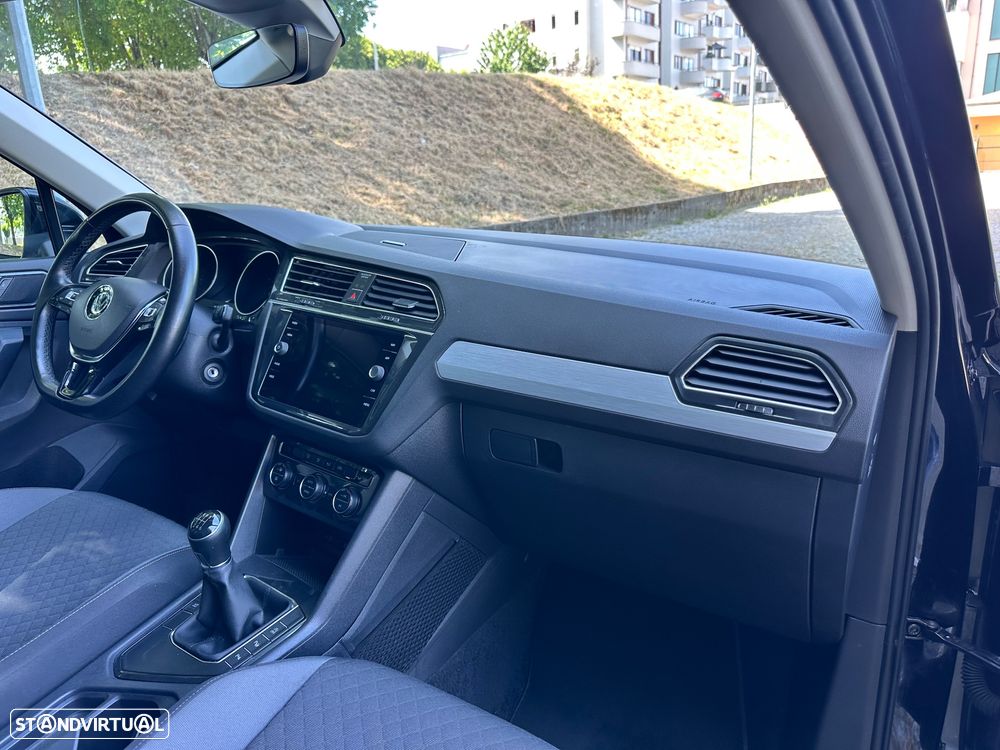 VW Tiguan 1.6 TDI Confortline - 38