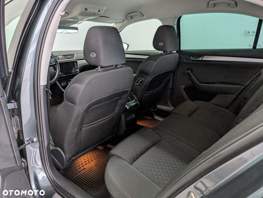 Skoda Superb 1.5 TSI ACT Style DSG - 9