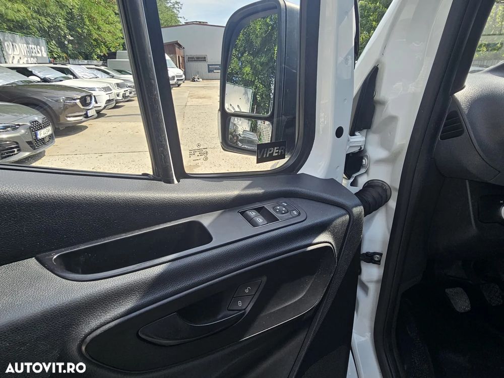 Mercedes-Benz Sprinter - 13