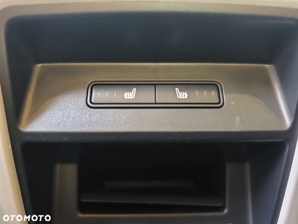 Land Rover Discovery Sport 2.0 Si4 HSE - 11