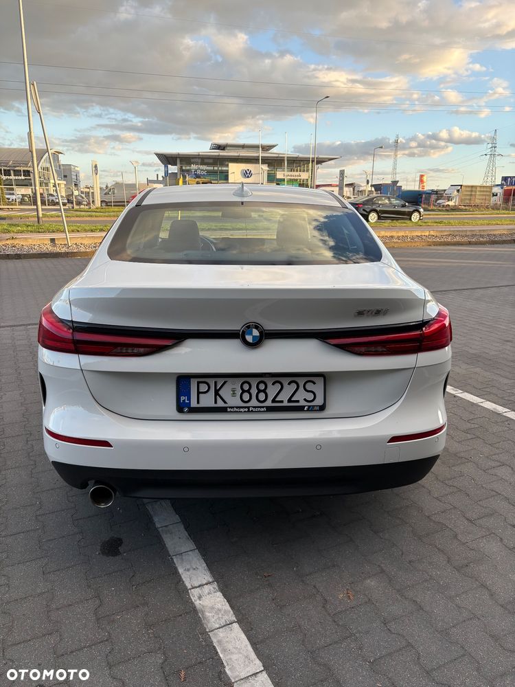 BMW Seria 2 218i - 6