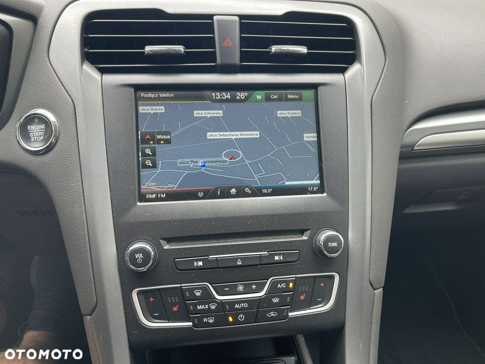 Ford Mondeo - 34