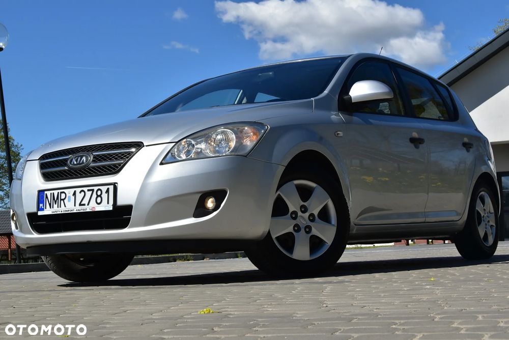 Kia Ceed 1.4 CVVT EX - 38