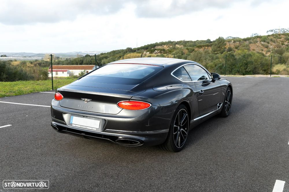 Bentley Continental GT W12 - 12