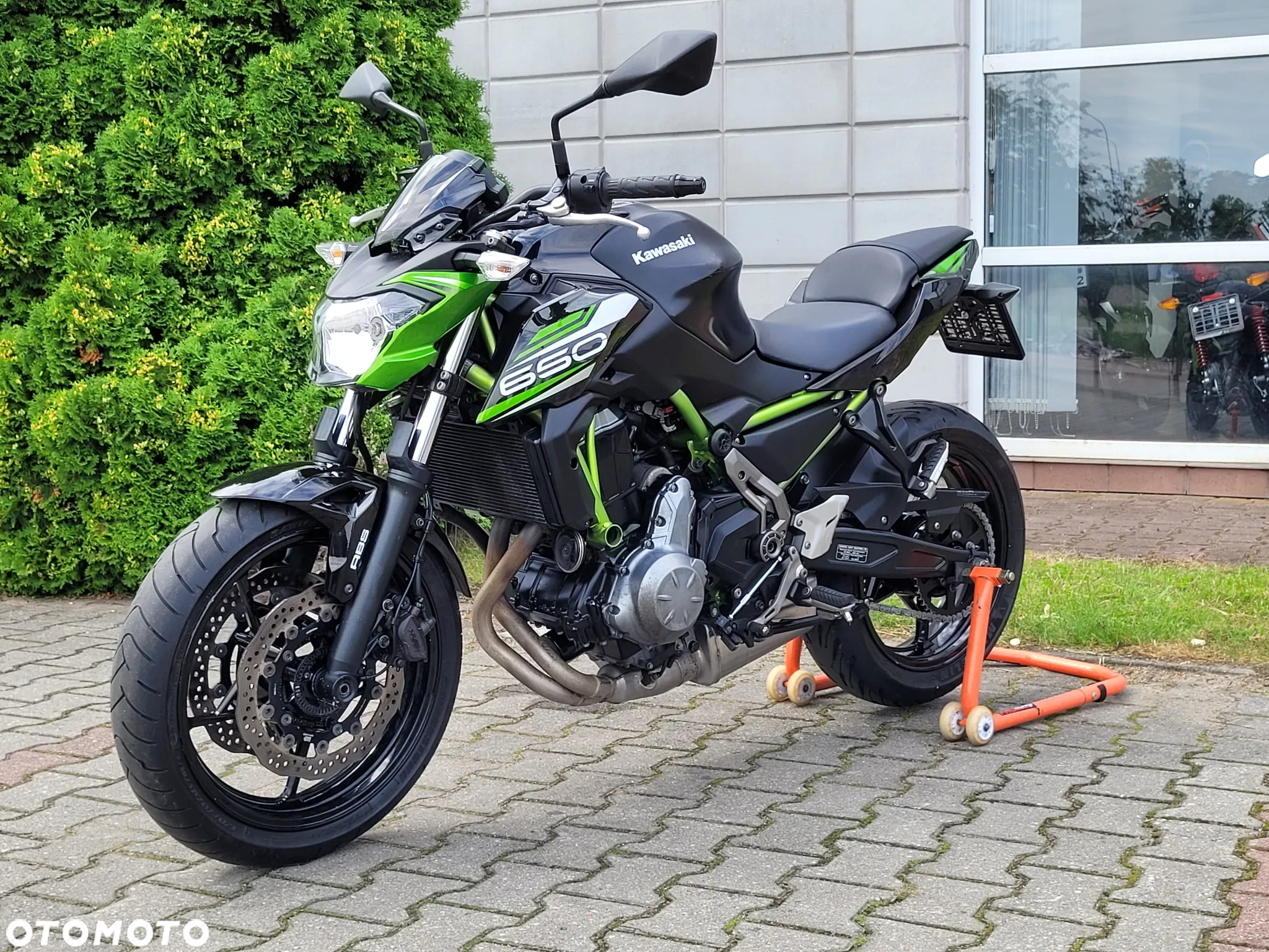 Kawasaki Z 650 - 15
