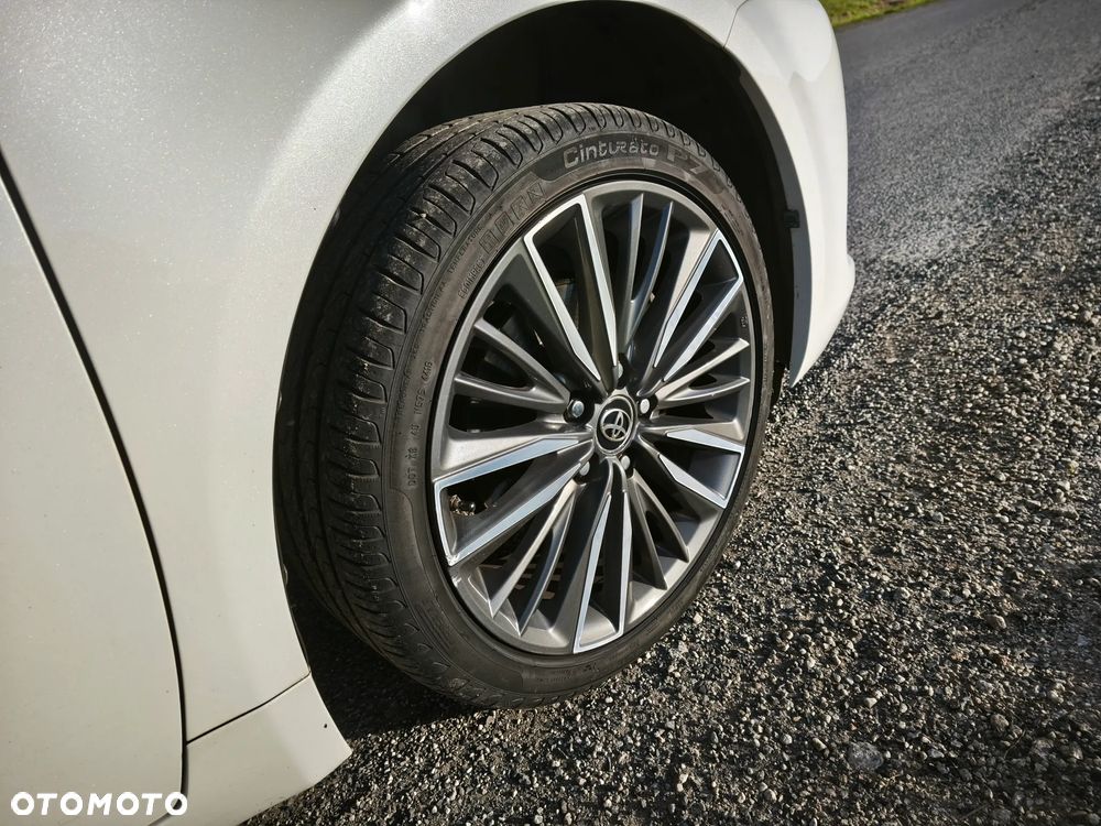 Toyota Avensis 1.8 Selection - 7