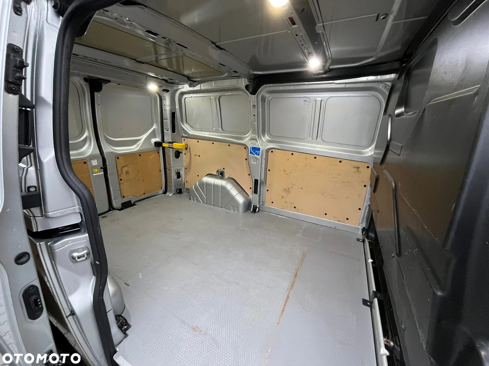 Ford Transit Custom - 14