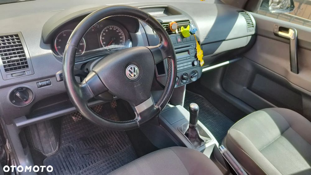 Volkswagen Polo 1.6 Comfortline - 2