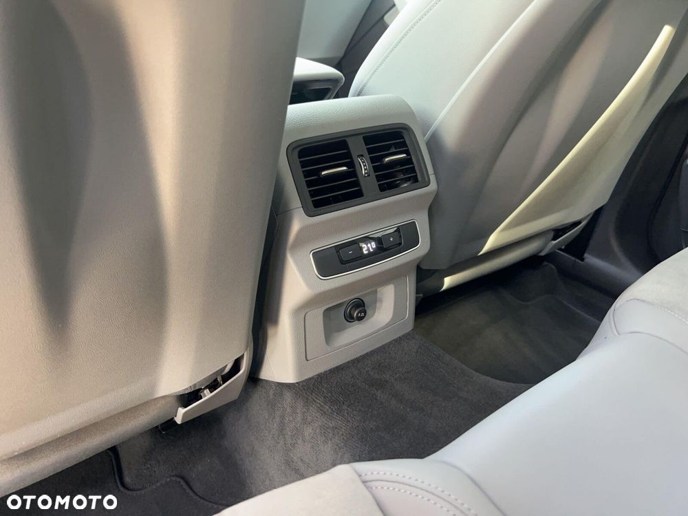 Audi Q5 Sportback - 18