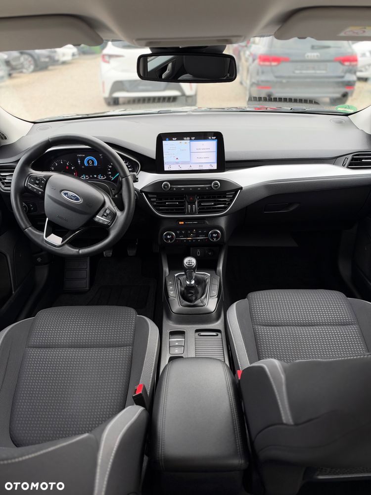 Ford Focus - 24