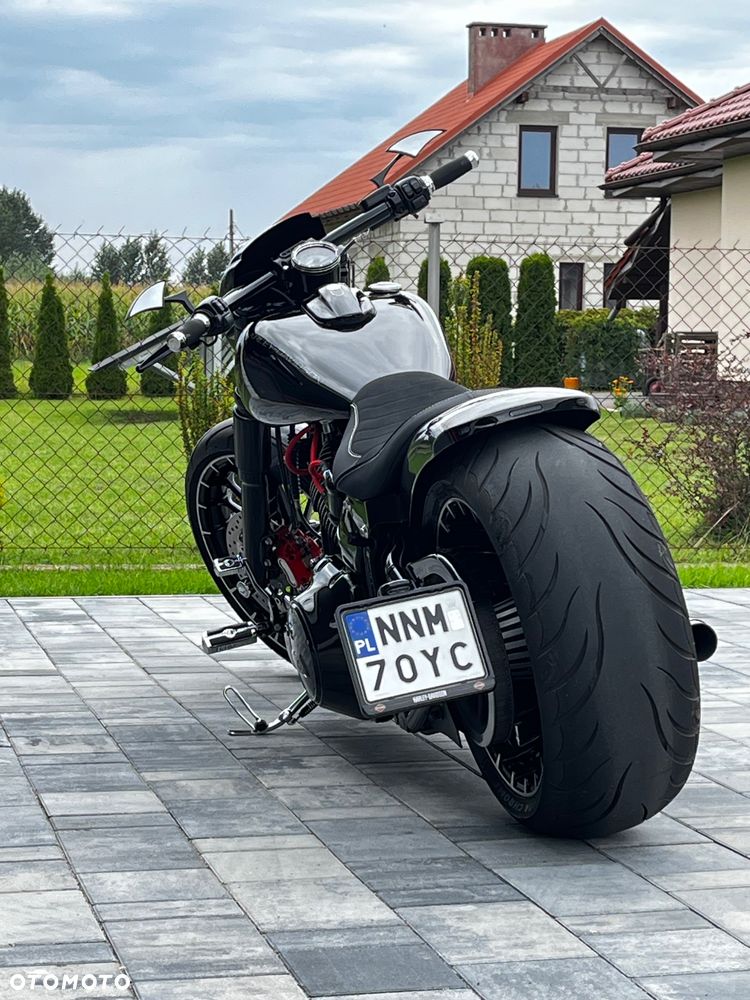Harley-Davidson FXSB Breakout - 3
