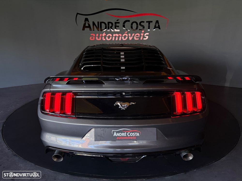 Ford Mustang 2.3i EcoBoost Aut. - 4