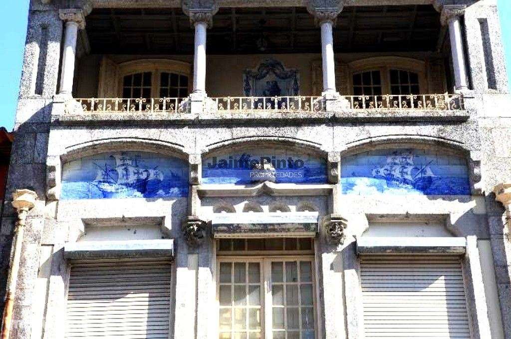 Moradia Nobre Antiga, para recuperar. Portugal, Braga. - Grande imagem: 4/10