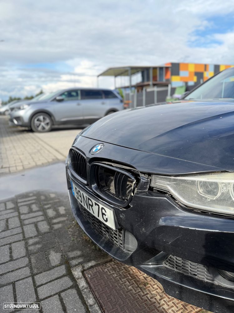 BMW 320 d Auto - 24