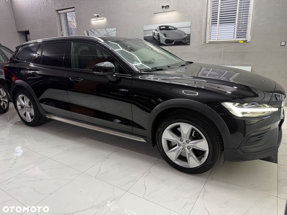 Volvo V60 Cross Country D4 AWD Geartronic - 10