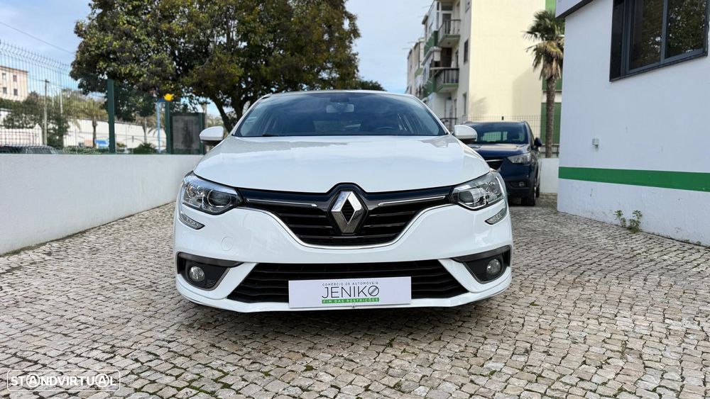 Renault Mégane 1.5 dCi Dynamique S - 5
