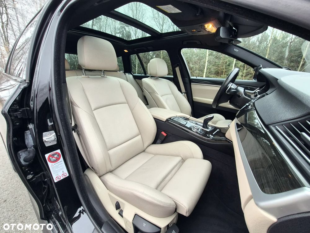 BMW Seria 5 530d Sport-Aut - 14