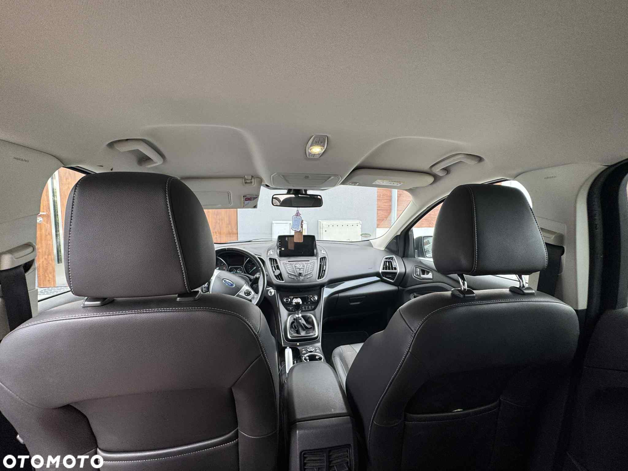 Ford Kuga - 13