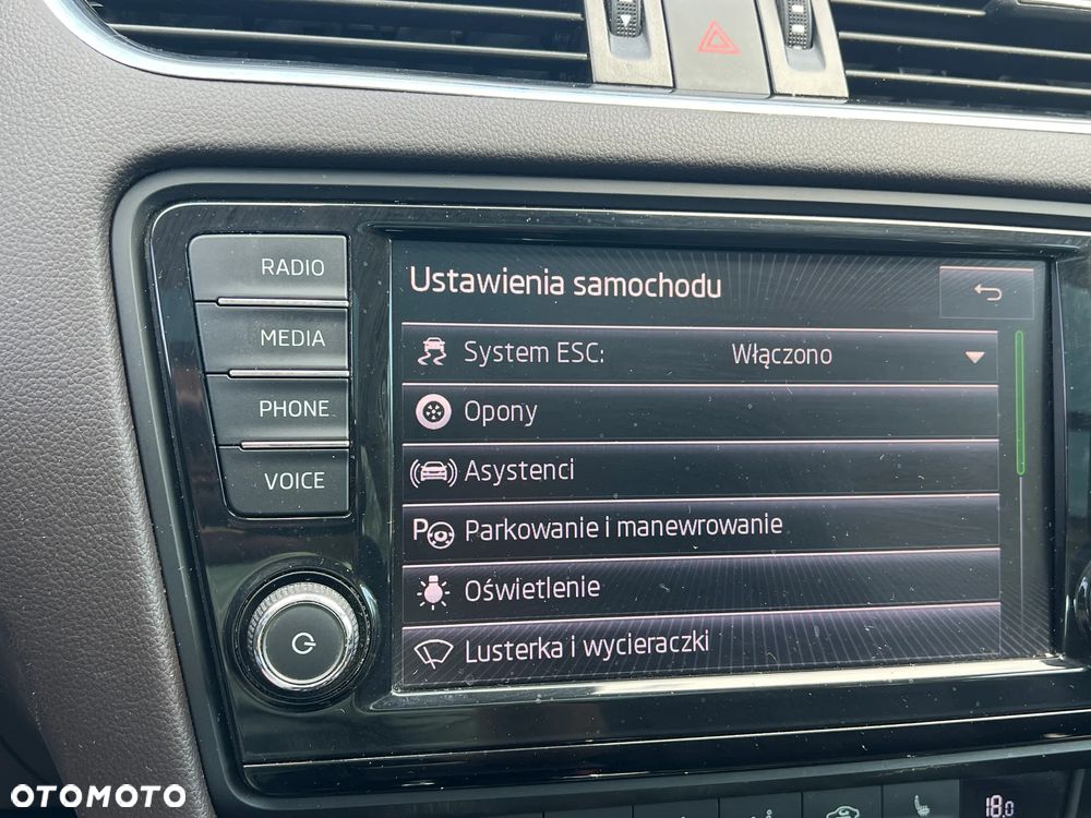 Skoda Octavia 2.0 TDI 4x4 DSG L&K - 19