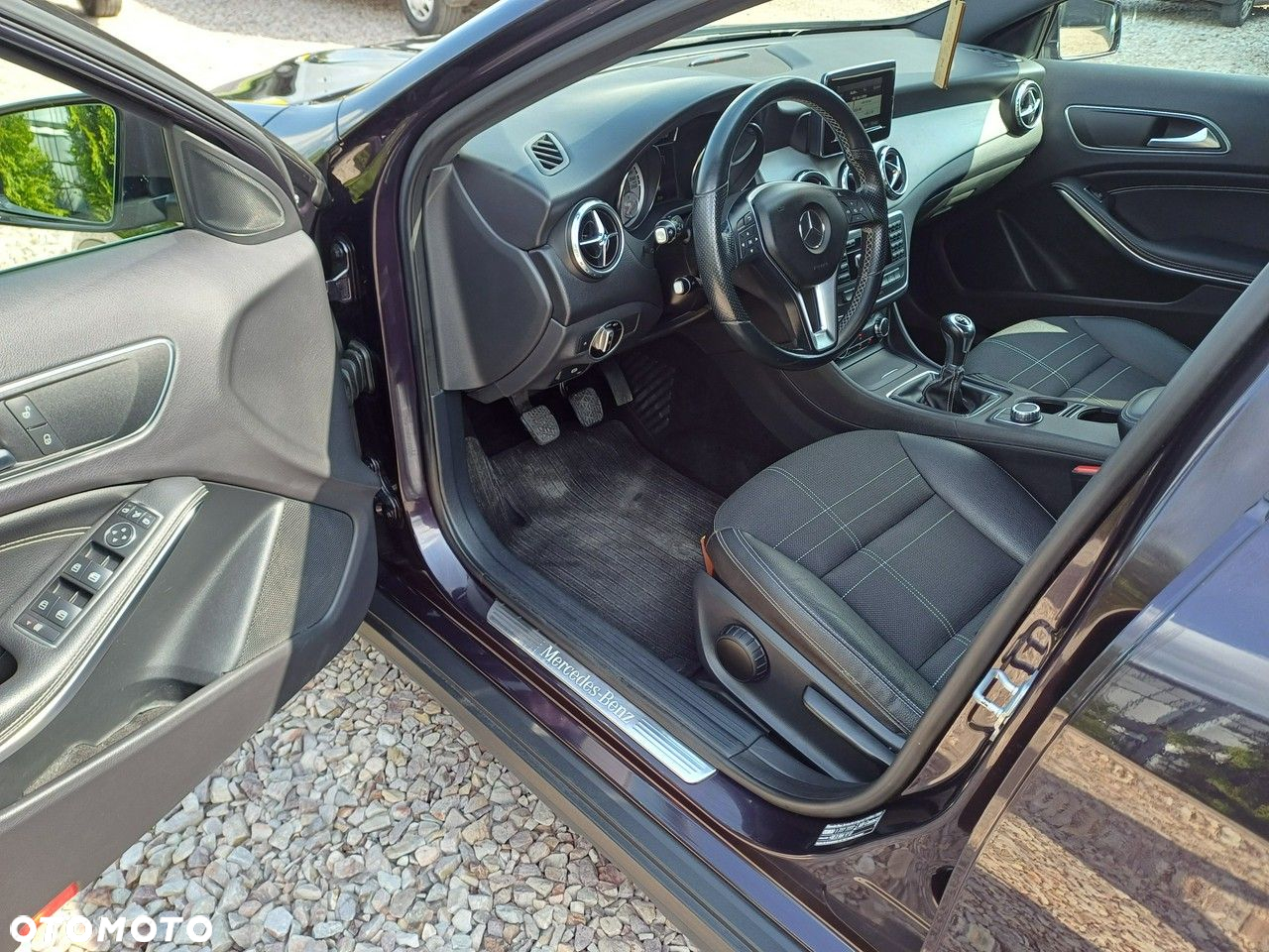 Mercedes-Benz GLA 200 d Style - 3