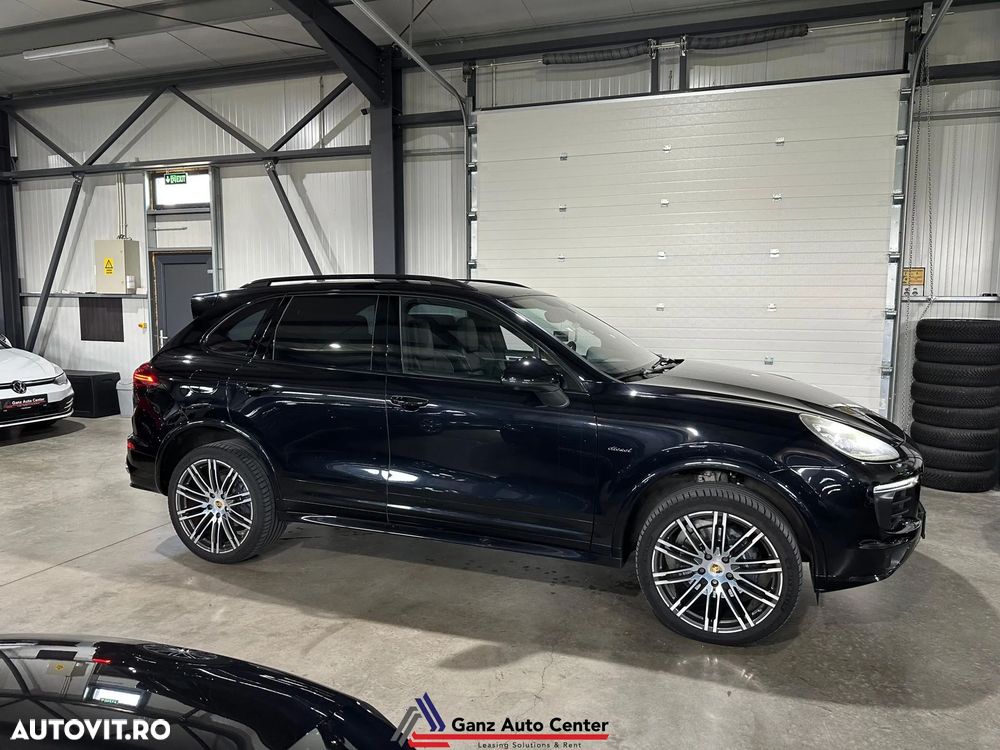Porsche Cayenne Platinum Edition - 27