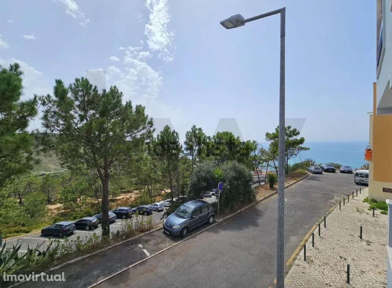Apartamento T1 com Vista Mar – Praia do Magoito - Grande imagem: 2/20