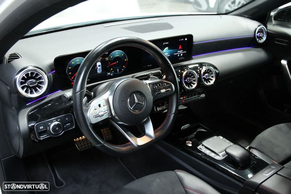 Mercedes-Benz A 180 d AMG Line Aut. — fotografia 7