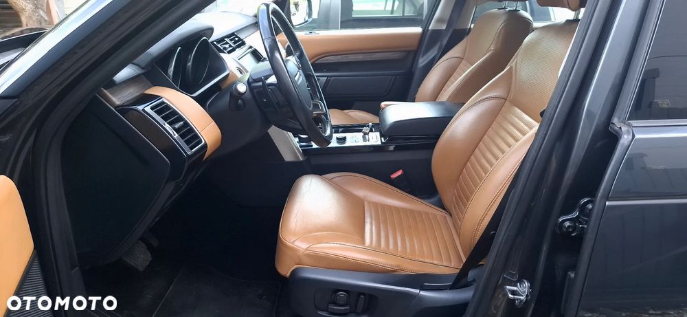 Land Rover Discovery 3.0 TD6 HSE Luxury - 16