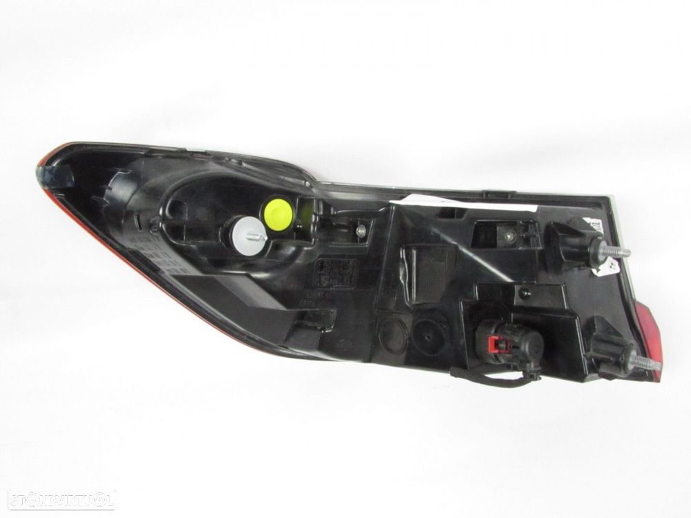 Farolim do Painel Direito/Trás SEMI-NOVO/ ORIGINAL BMW 3 (G20) 63217420450 - 2