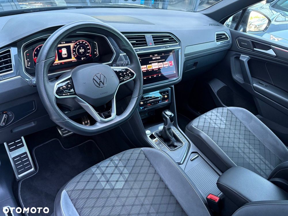 Volkswagen Tiguan - 12