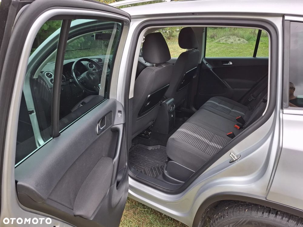 Volkswagen Tiguan 2.0 TDI BlueMot Trend&Fun - 12