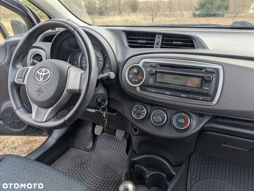 Toyota Yaris 1.0 Terra - 18