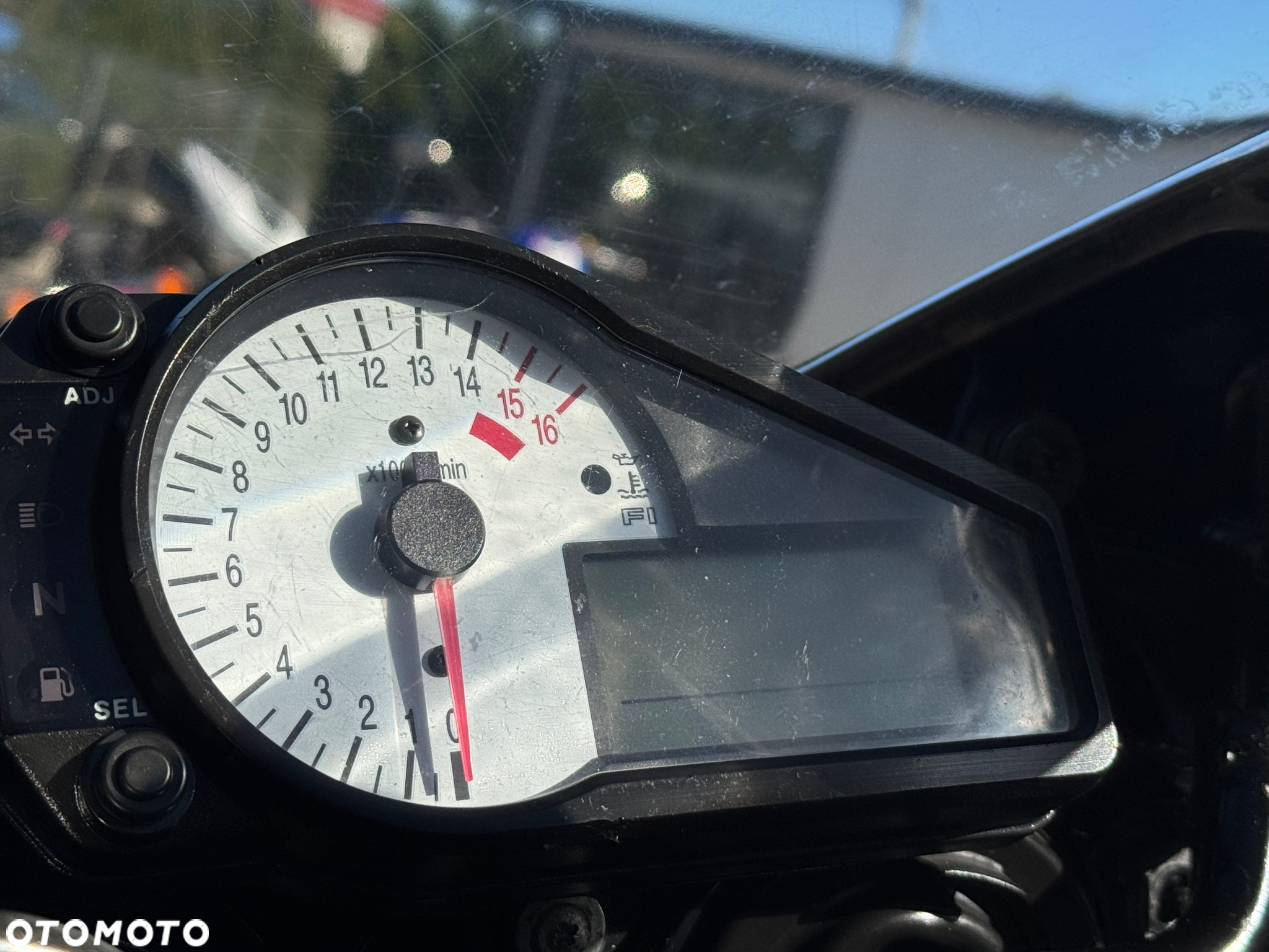 Suzuki GSX-R - 18