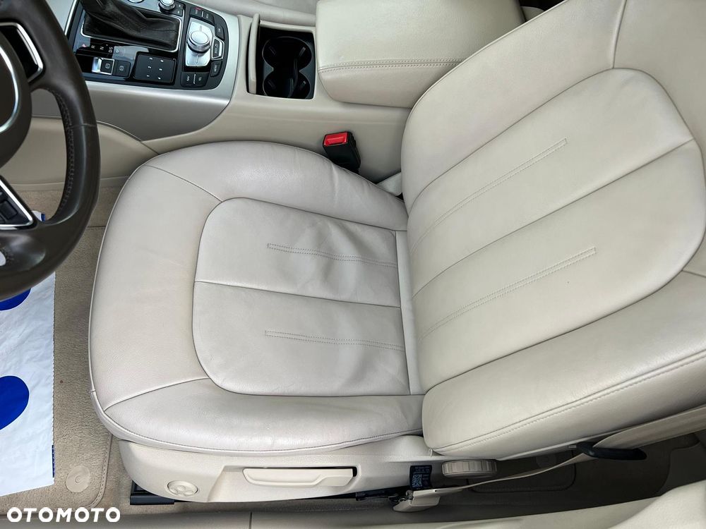 Audi A6 Avant 2.0 TDI Ultra S tronic - 8