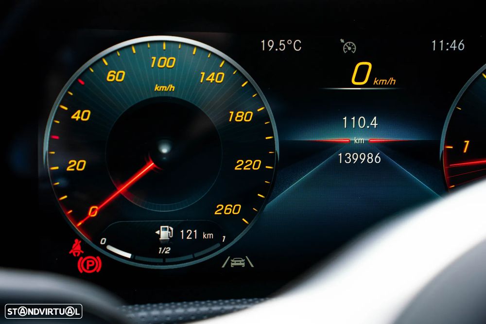 Mercedes-Benz CLA 200 d Shooting Brake AMG Line Aut. - 35