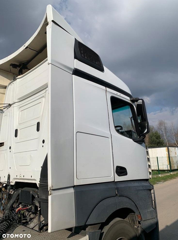 KOMPLETNA KABINA MERCEDES ACTROS MP5 EURO 6 STREAM SPACE - 7
