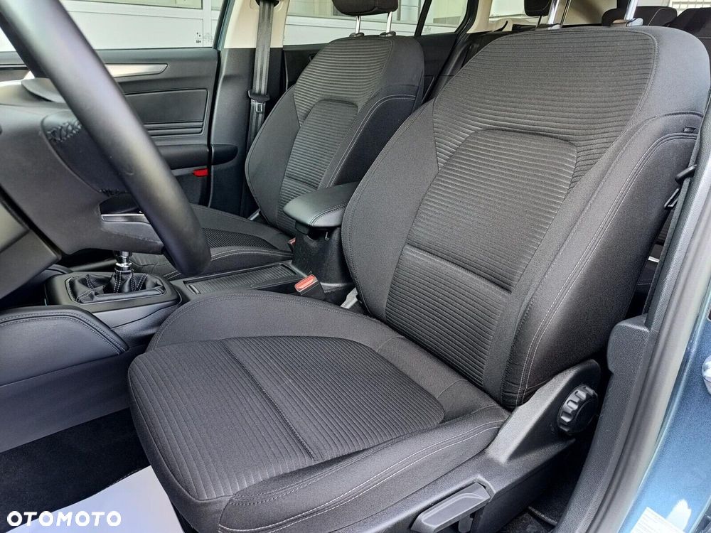 Ford Focus 1.0 EcoBoost Titanium X - 11