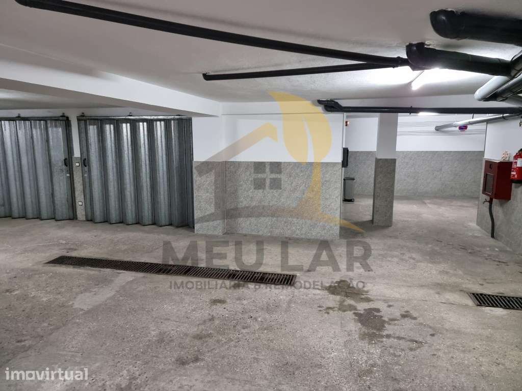 Garagem Box com 34m2 - Grande imagem: 2/6