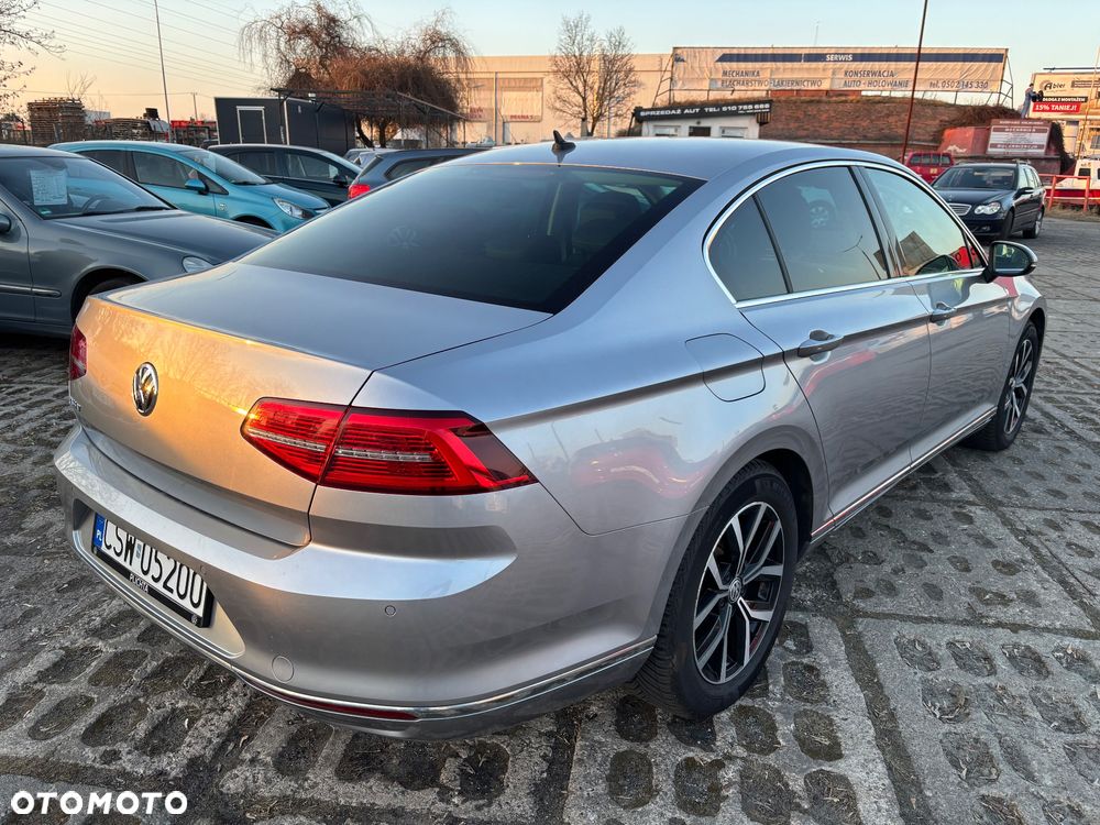 Volkswagen Passat - 3