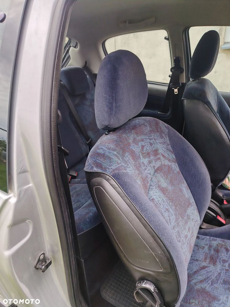 Peugeot 206 1.4 XR Presence - 3